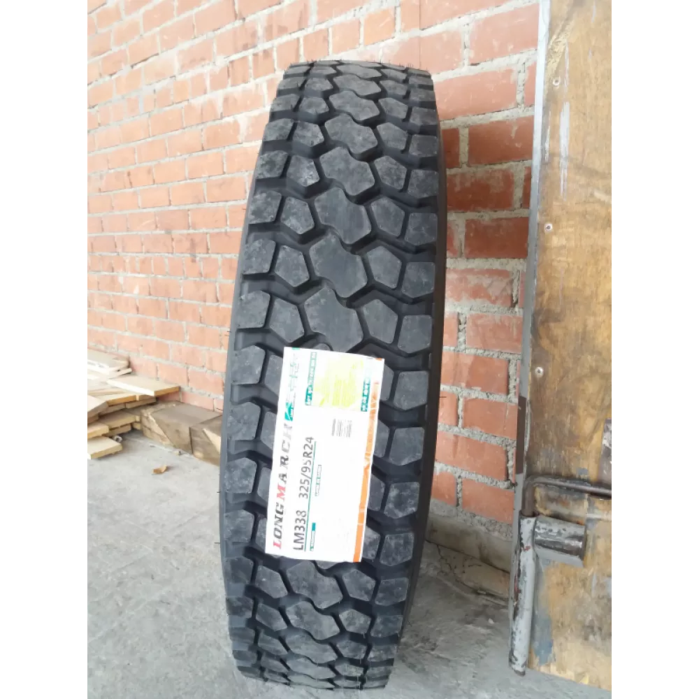 Грузовая шина 325/95 R24 Long March LM-338 22PR в Новой Ляле