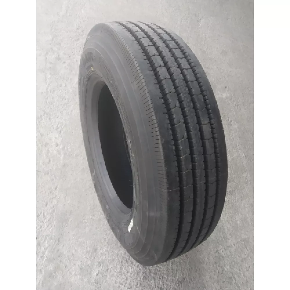 Грузовая шина 215/75 R17,5 Long March LM-216 16PR в Новой Ляле